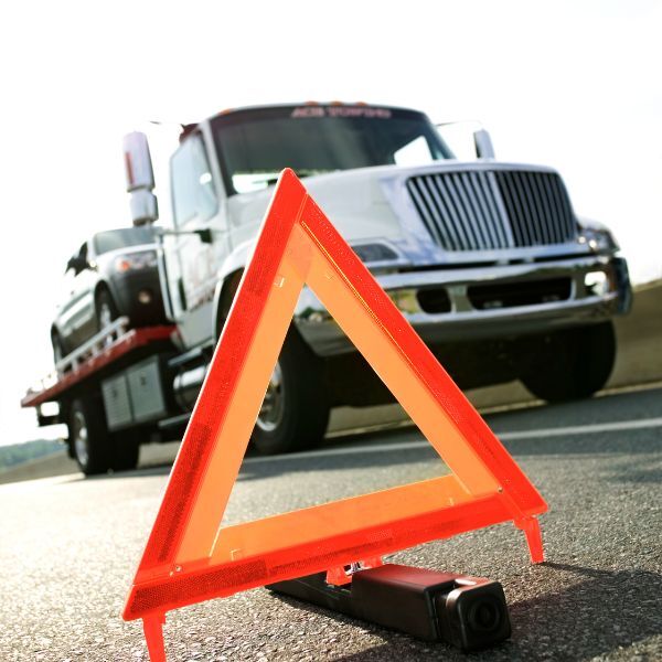 emergency towing service